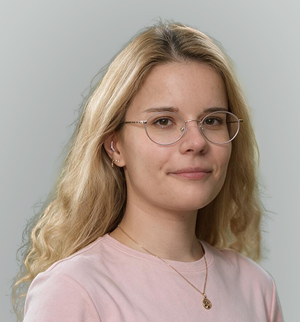 Аспирантка РЭШ (АСП'2027) Арина Родина