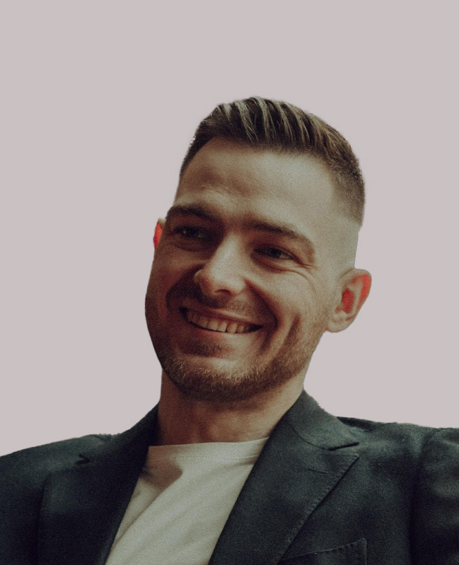 Приглашенный преподаватель Денис Гаврилин