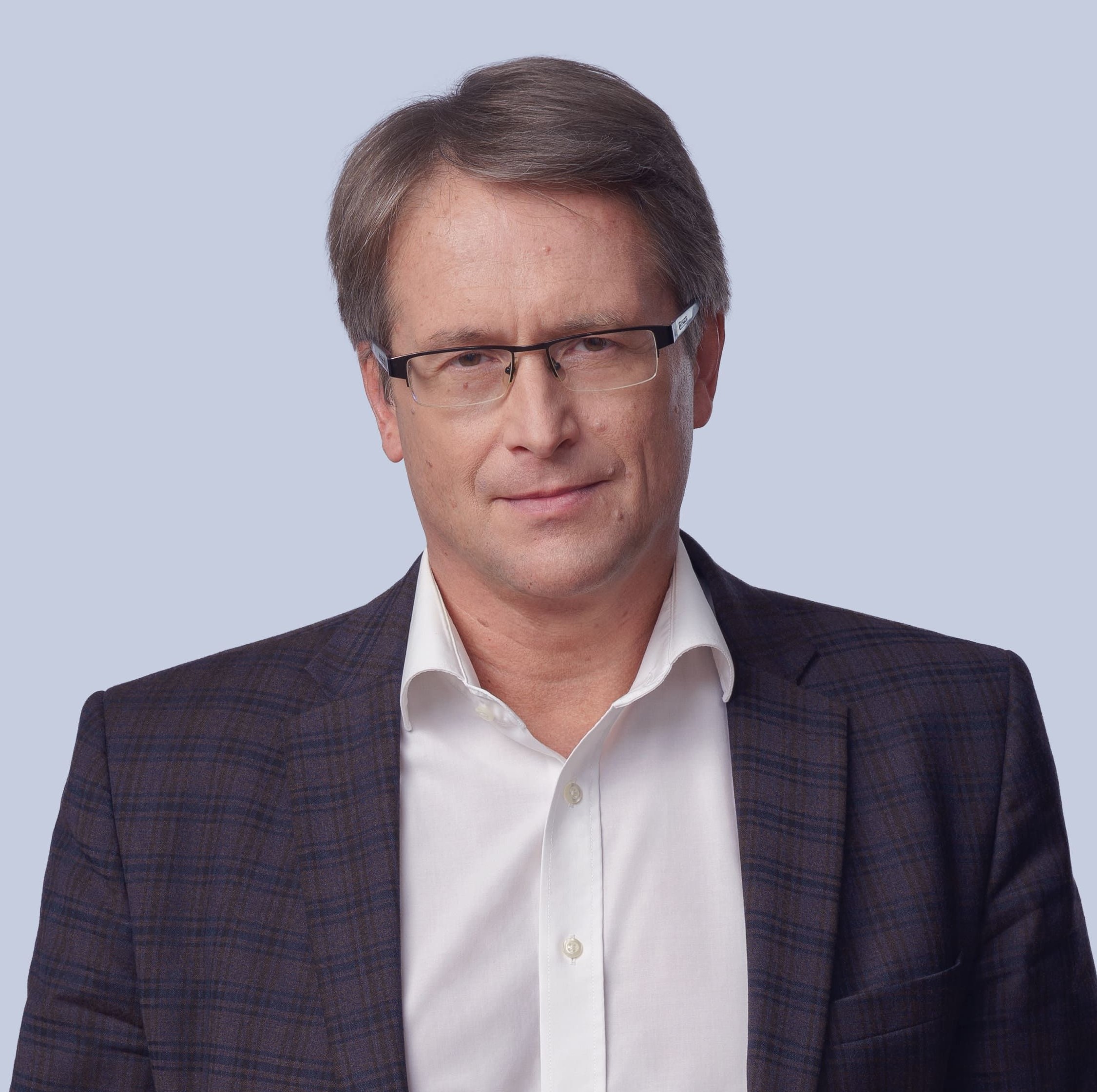 Профессор, Департамент экономики Вадим Радаев