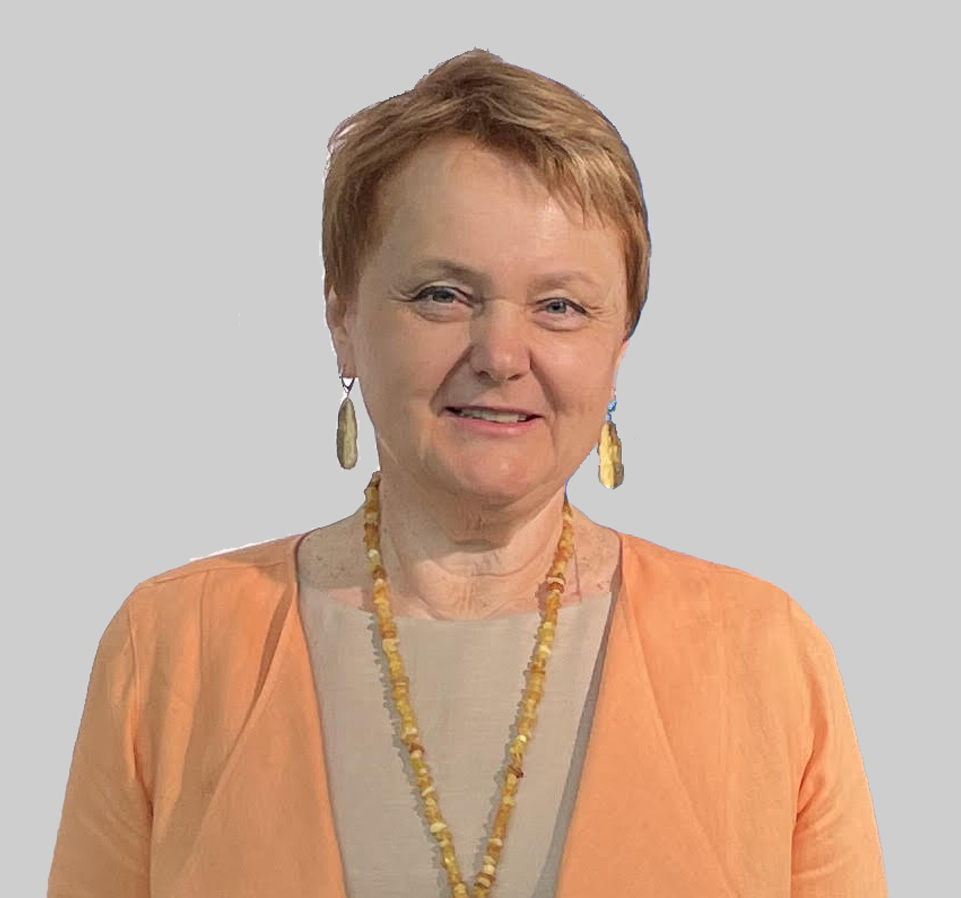 Профессор (департамент экономики), директор программы «Бакалавр экономики» Ирина Денисова