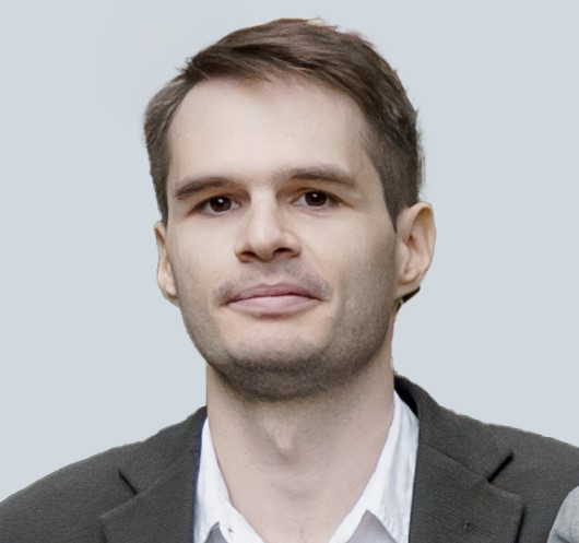 Приглашенный преподаватель Максим Каледин